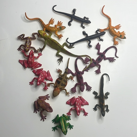 Rubber /  Plastic Toy Lot | Snakes, Frogs, Reptiles, Fish and More - Picture 11 of 17